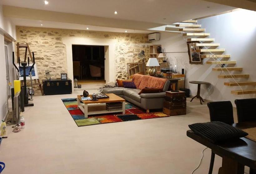 بنسيون Le Clos Soleilhan