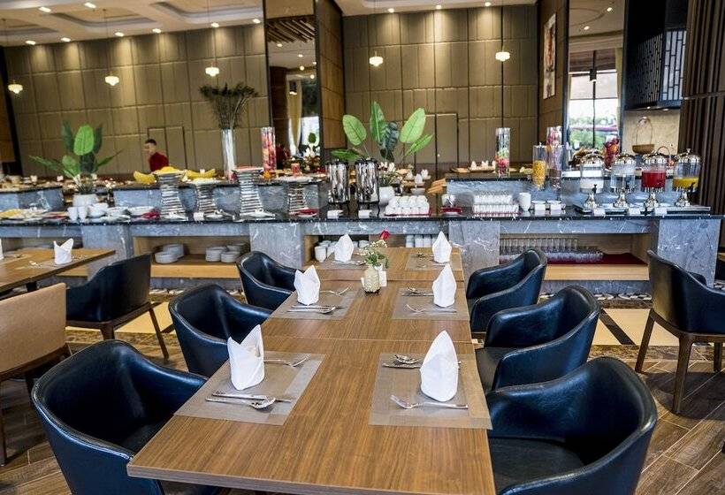 Ramada Hotel & Suites By Wyndham Halong Bay View