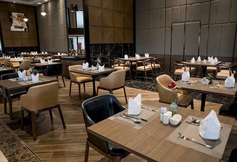 Ramada Hotel & Suites By Wyndham Halong Bay View