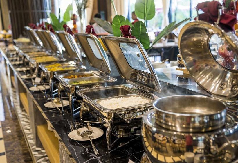 Ramada Hotel & Suites By Wyndham Halong Bay View