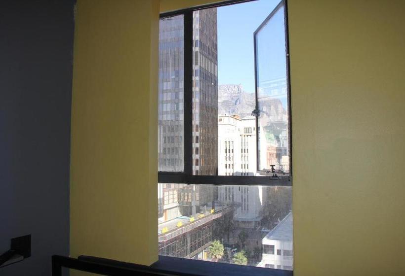 הוסטל 13@thibault