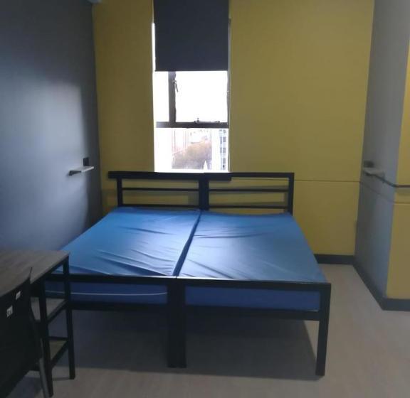 הוסטל 13@thibault