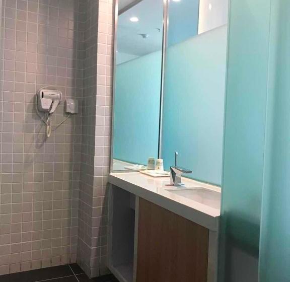 Hotel 7days Inn Urumqi Midong Middle Road Shenhua Mining Bureau Branch