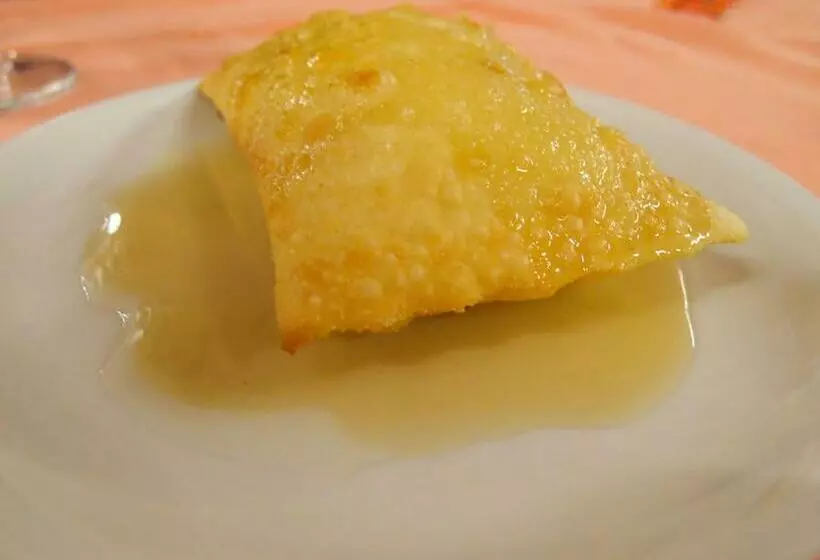 هتل Ristorante Gusana