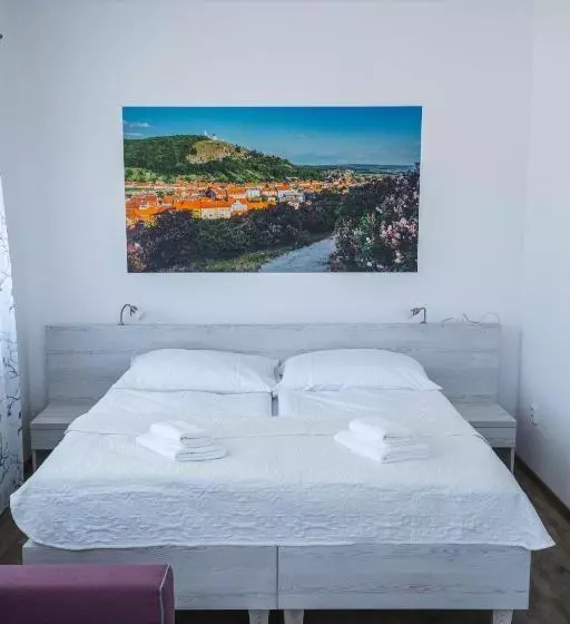 پانسیون Apartmány Pemag Mikulov