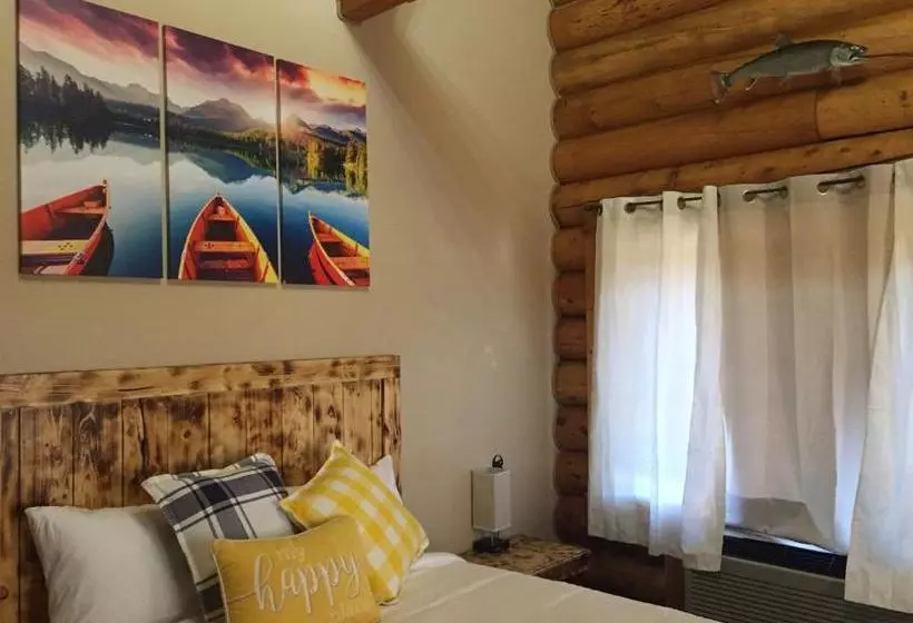 Retkeilymaja Ponderosa Inn