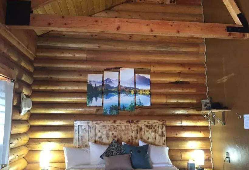 Retkeilymaja Ponderosa Inn