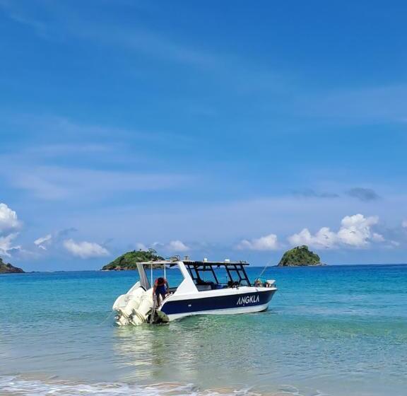 Angkla Beach Club & Boutique Resort