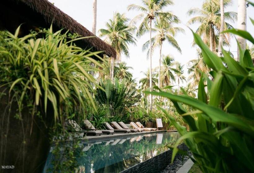 Angkla Beach Club & Boutique Resort