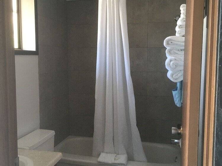 Christina Lake Motel And Rv Park