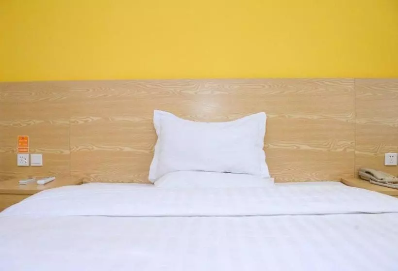 Hotelli 7days Inn Ruichang Pencheng East Road