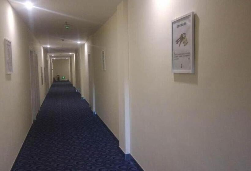 ホテル 7days Inn Tongliao Civil Aviation Road