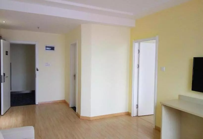 Hotelli 7days Inn Yulin Guangji Building