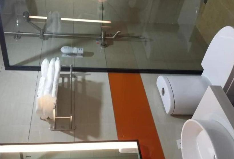 Hotel 7days Premium Zhangjiakou Xuanhua Bell Tower High Speed Railway Station Branch