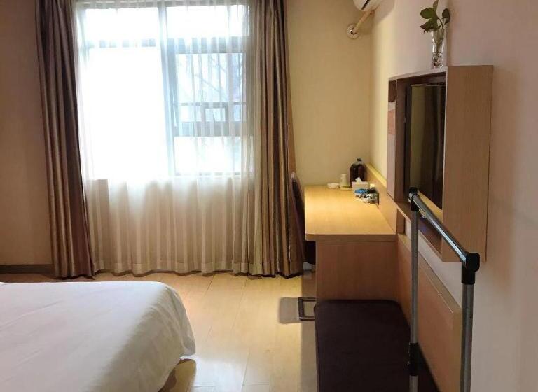 호텔 7days Premium Zhuzhou Yangtze River Road Central Hospital