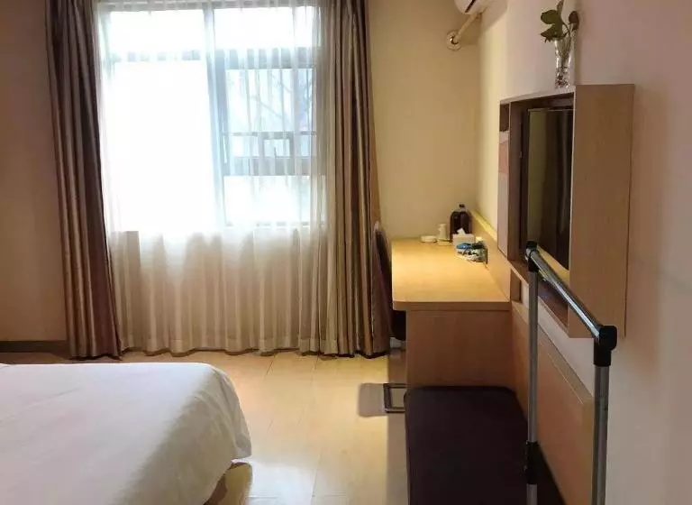 ホテル 7days Premium Zhuzhou Yangtze River Road Central Hospital