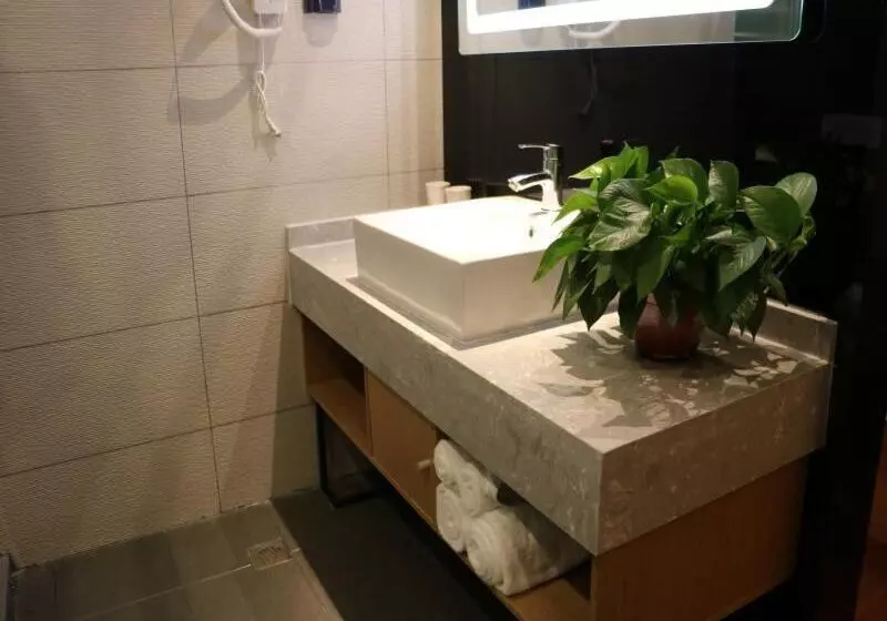 Hotelli Greentree Inn Hengshui Jingtai Avenue