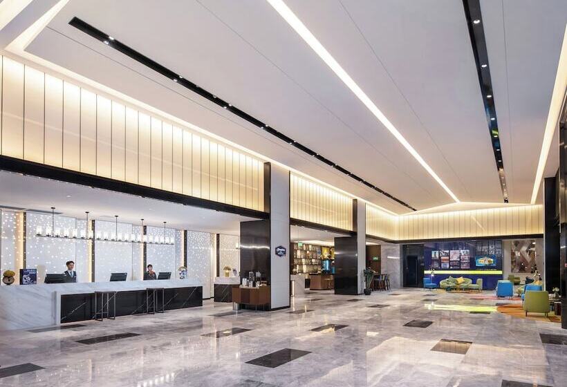 Отель Hampton By Hilton Dongguan Machong