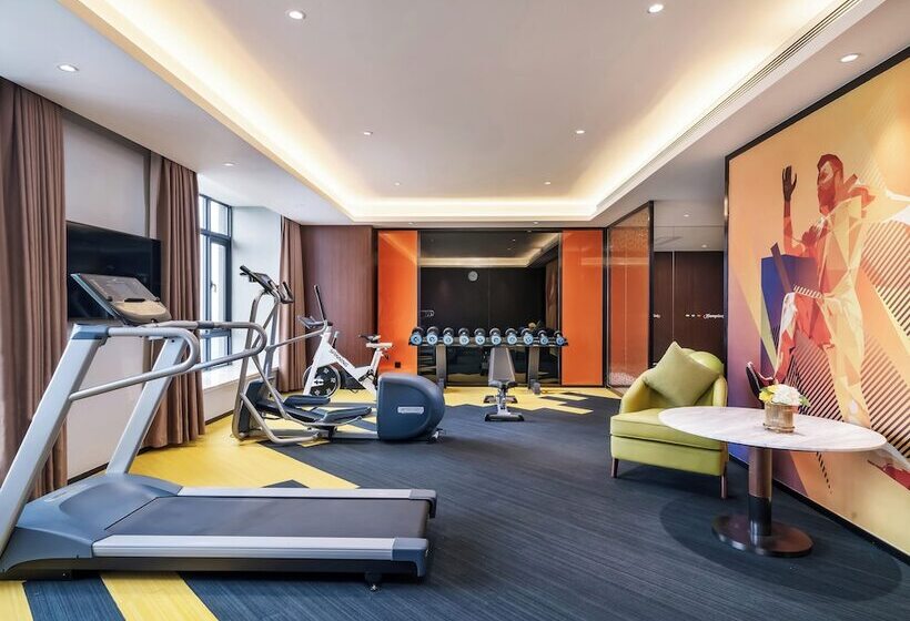 Отель Hampton By Hilton Dongguan Machong