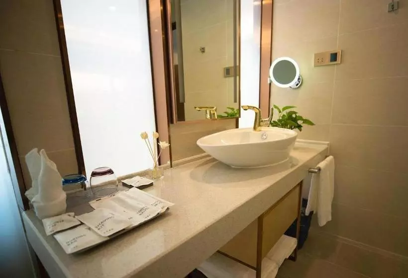 Lavande Hotels·qiannan Libo