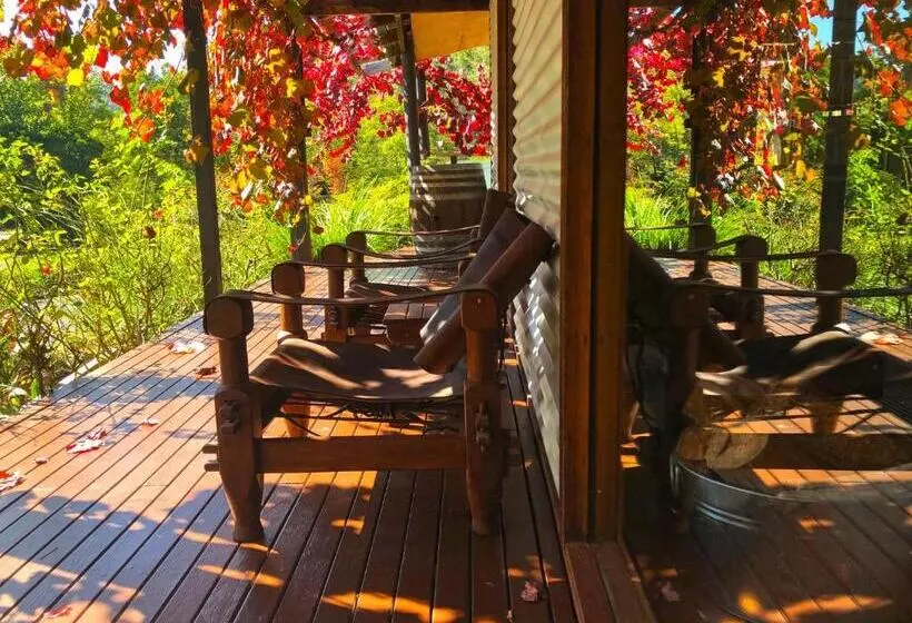 Hotelli Valley Farm Vineyard Villas