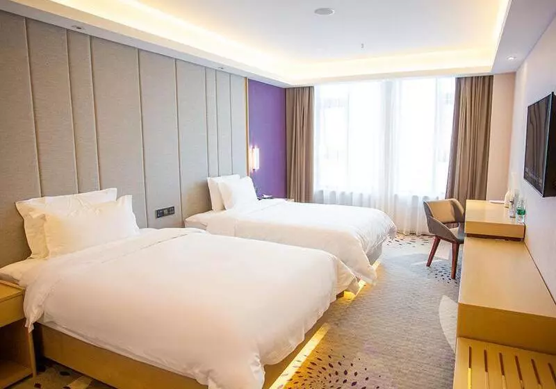 Lavande Hotel Mianyang Santai North Passenger Transport Center Binjiang Park