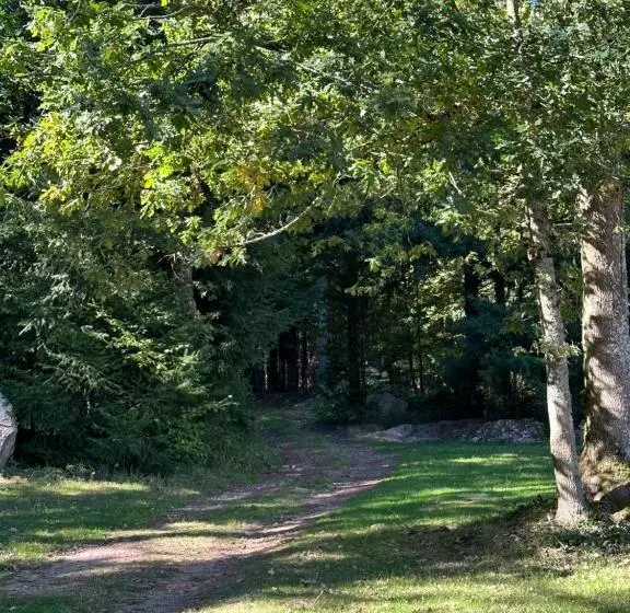 Retkeilymaja Du Côté De Chez Sam