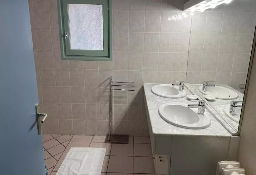 Retkeilymaja Du Côté De Chez Sam