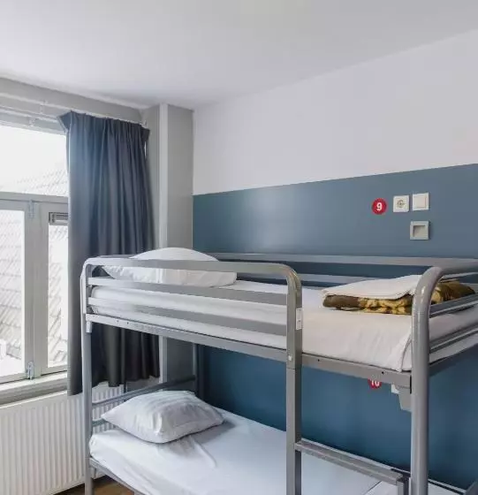 Hostel Warmoes Amsterdam
