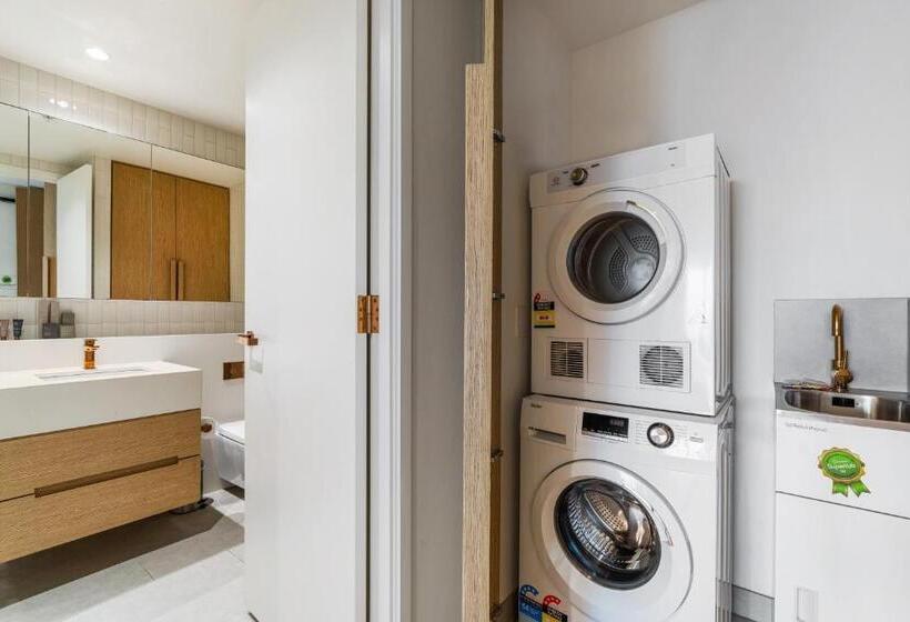 Collins House Apartments By Cllix