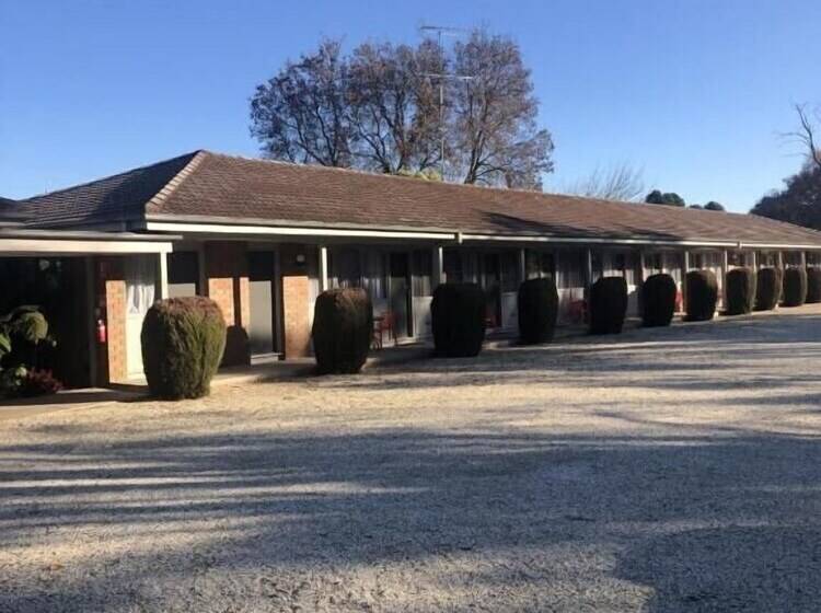 Creswick Motel
