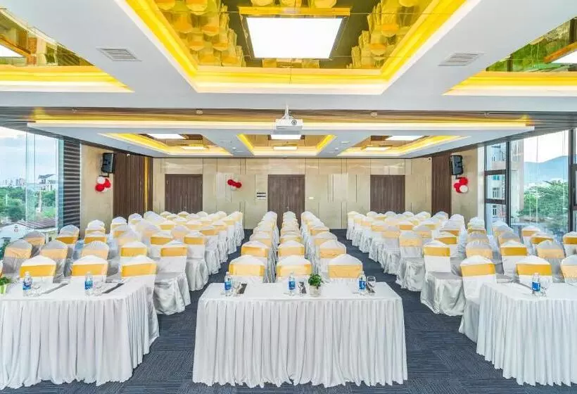 Gold Plaza Hotel Da Nang
