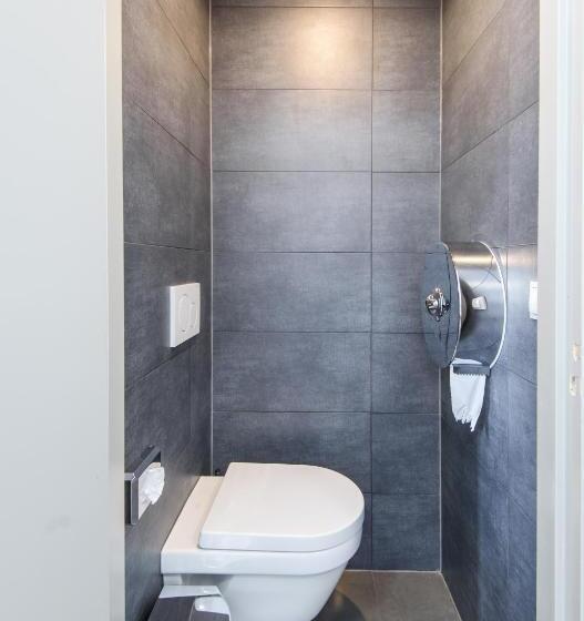 Hostel Warmoes Amsterdam