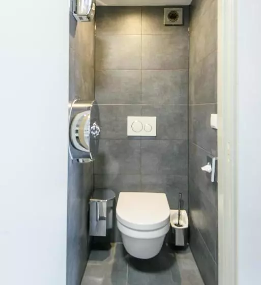 Hostel Warmoes Amsterdam