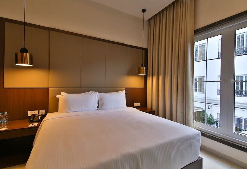 فندق Accord Chrome