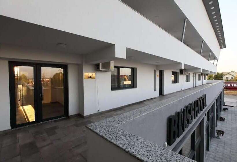 Отель Bliss Inn Tunari