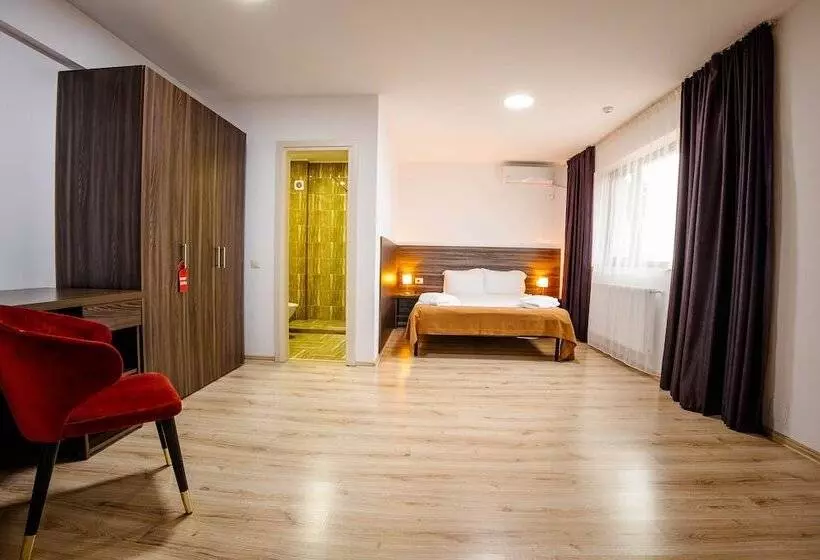 هتل Bliss Inn Tunari