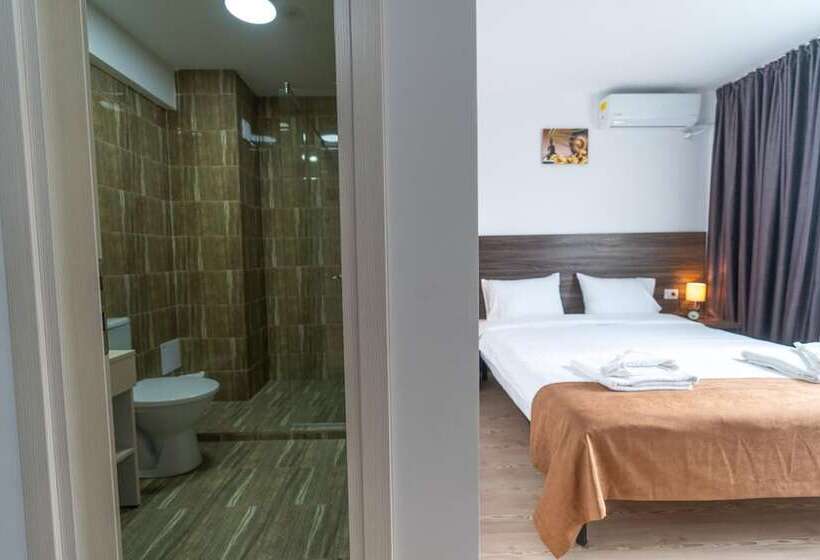 Отель Bliss Inn Tunari