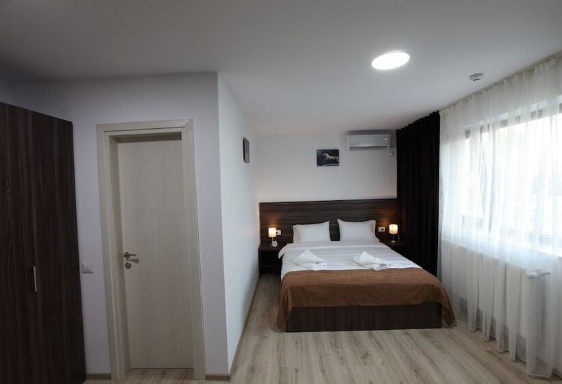 Отель Bliss Inn Tunari