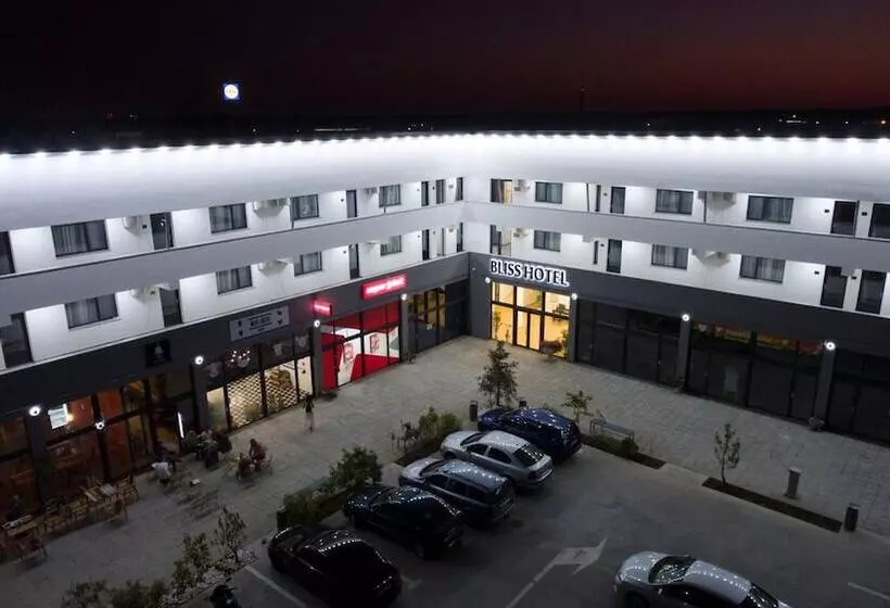 هتل Bliss Inn Tunari
