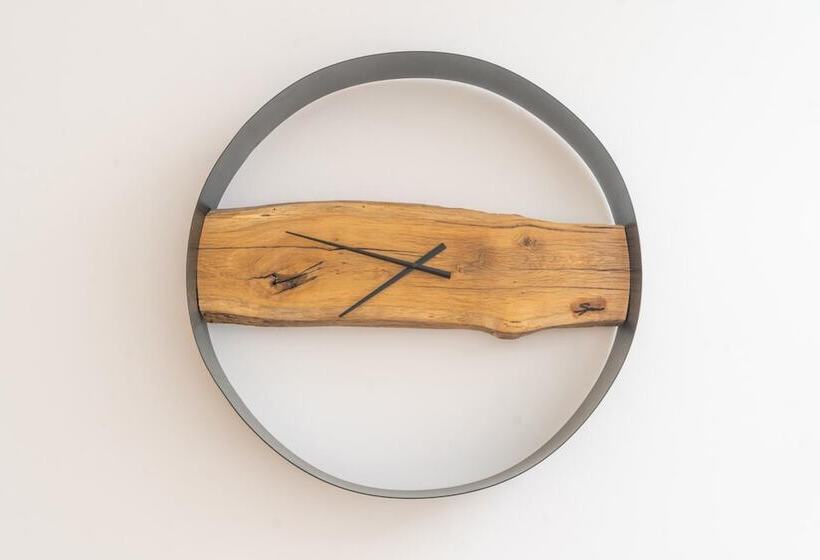 Отель Bliss Inn Tunari