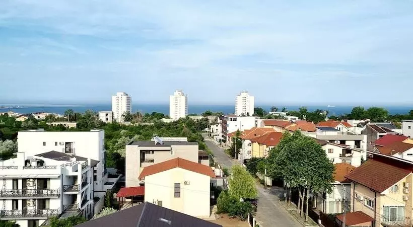 Hotelli Blue Sky Resort