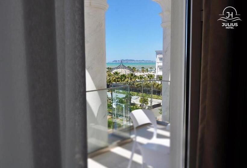 בית מלון כפרי Julius