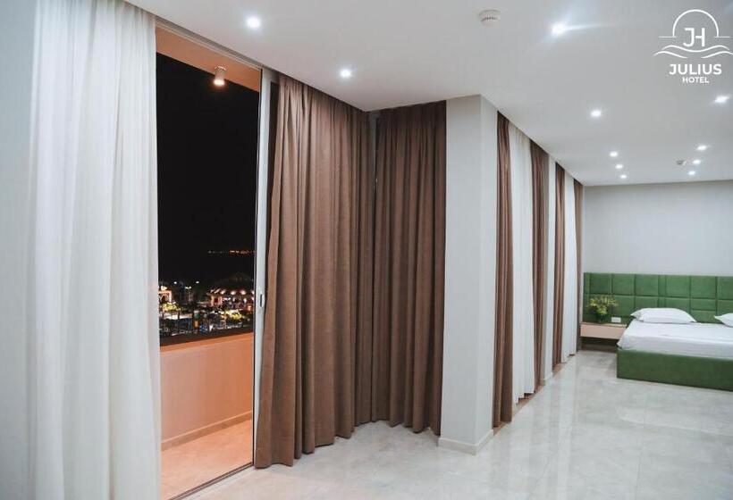 בית מלון כפרי Julius