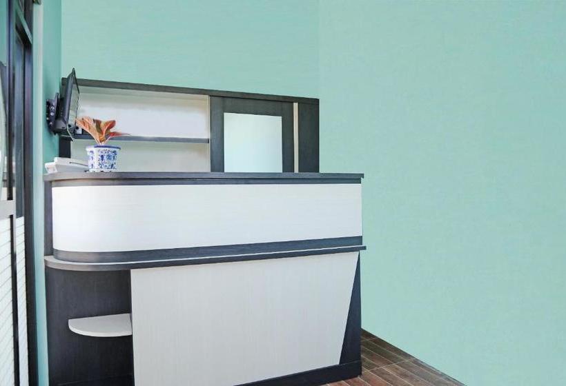 בית מלון כפרי Oyo 3114 Residence Dalimo