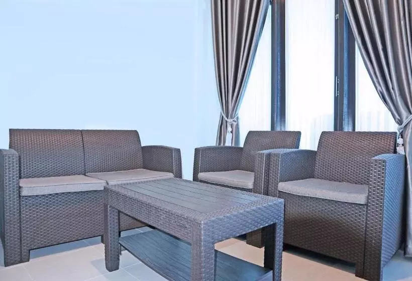 Hotelli Oyo 3114 Residence Dalimo