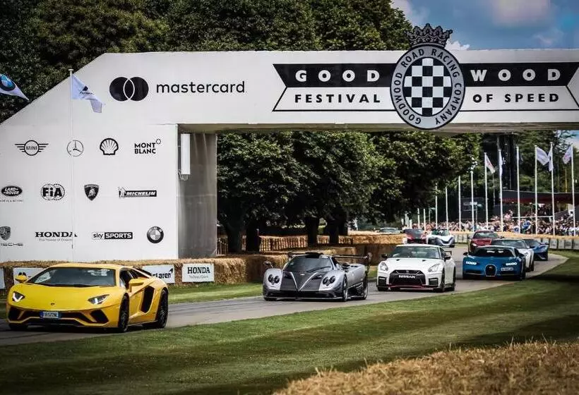 Hotelli Purchases Restaurant & Accommodation