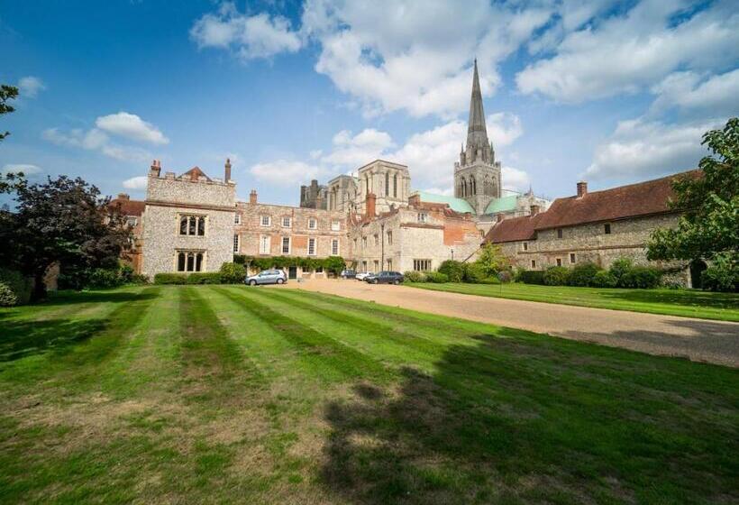 فندق Purchases Restaurant & Accommodation