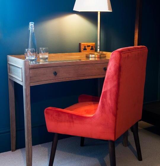 فندق Purchases Restaurant & Accommodation