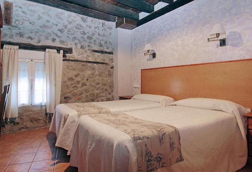 فندق Rural Los Abuelos